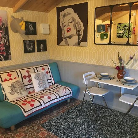 Pienook Apartment Бландфорд Форъм Екстериор снимка