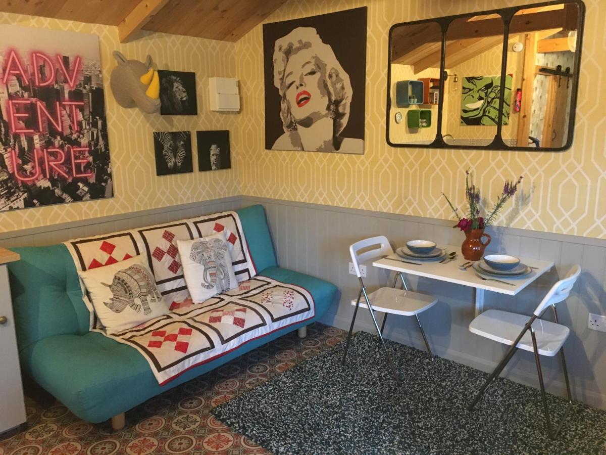 Pienook Apartment Бландфорд Форъм Екстериор снимка