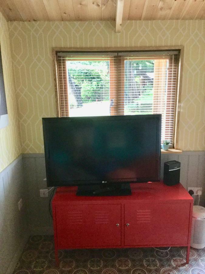 Pienook Apartment Бландфорд Форъм Екстериор снимка